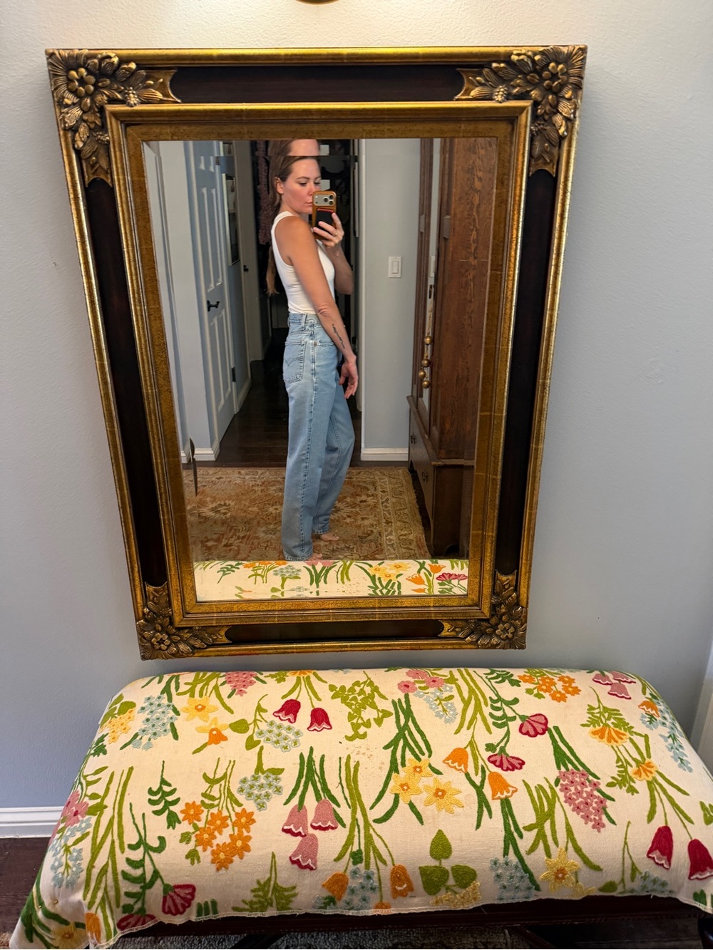 Vintage Light Wash High-Rise Women’s Levi’s Jeans - Blue - Picture 5 of 16